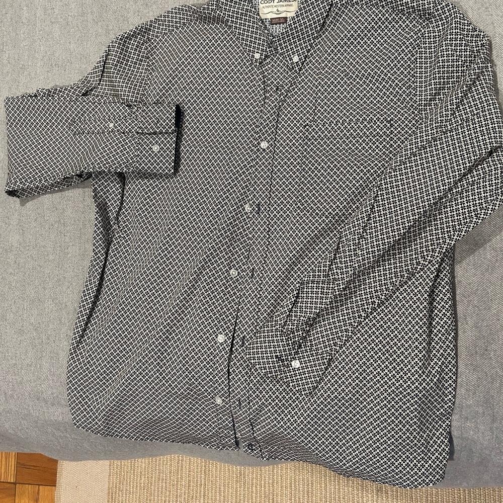 Men's Black and White Checkered Button-Down Shirt